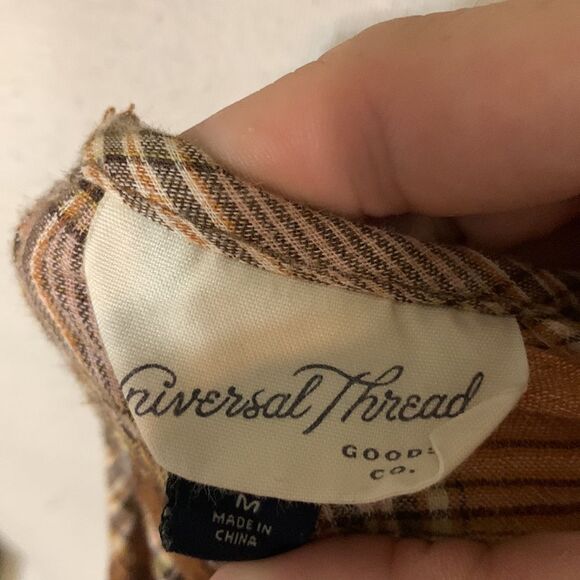 3for$20 blouse medium - Picture 3 of 4